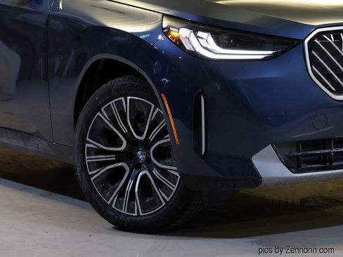 New 2026 BMW X3 xDrive30 w/ Premium Package image 3