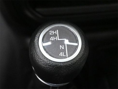 New 2025 Jeep Gladiator Sport image 24