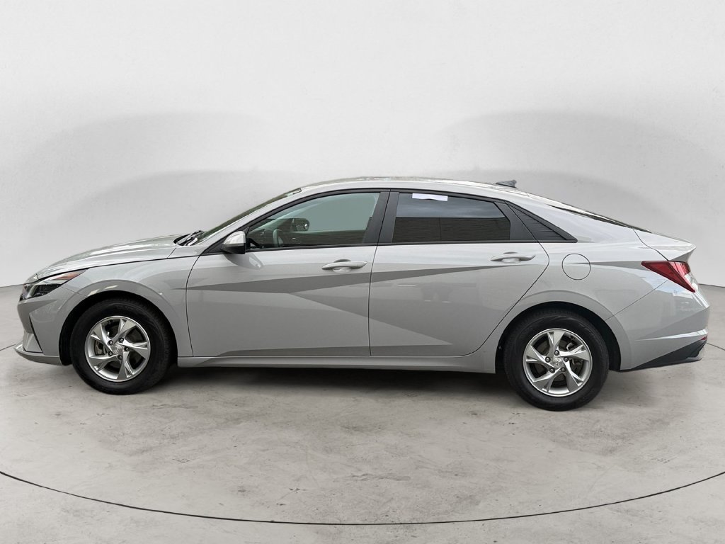 Used 2023 Hyundai Elantra SEL FWD image 8