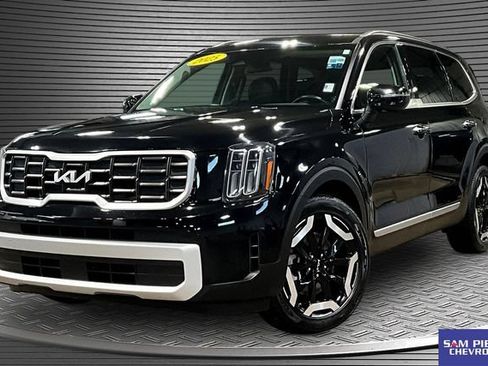 Used 2025 Kia Telluride S AWD/4WD image 1