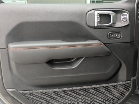 Used 2022 Jeep Gladiator Mojave w/ LED Lighting Group image 11