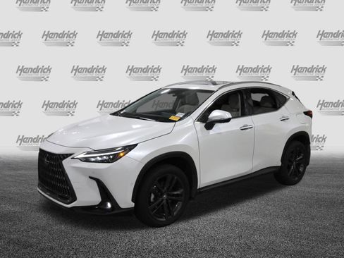 Used 2025 Lexus NX 450h+ AWD w/ Luxury Package image 5