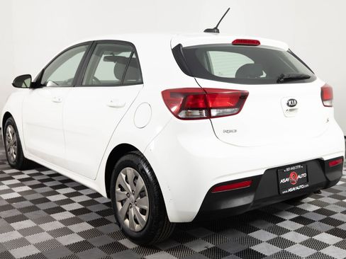Used 2018 Kia Rio S FWD image 5