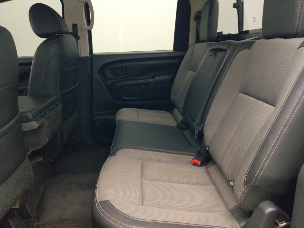 Used 2017 Nissan Titan S RWD image 18