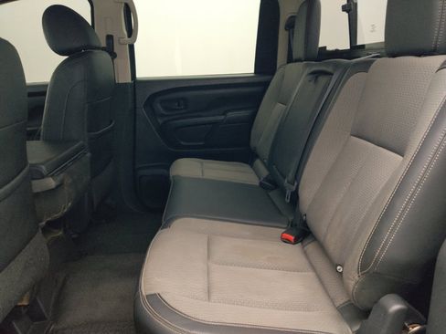 Used 2017 Nissan Titan S RWD image 18
