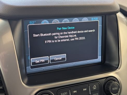 Used 2018 Chevrolet Suburban LT w/ LT Signature Package RWD image 30