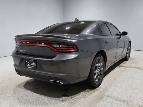 Used 2018 Dodge Charger GT image 2