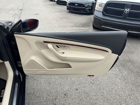 Used 2012 Volkswagen Eos Lux FWD image 16