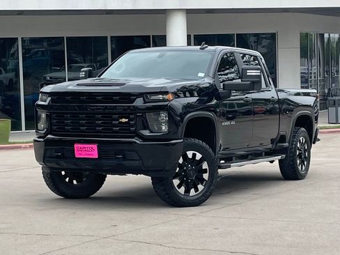 Used 2020 Chevrolet Silverado 2500 Custom w/ Custom Value Package AWD/4WD image 2