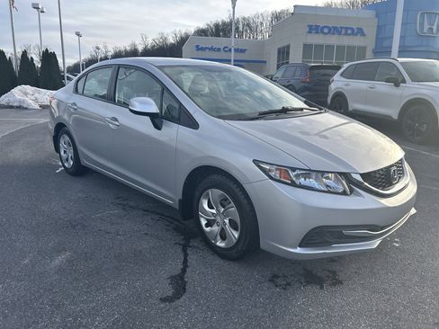 Used 2013 Honda Civic LX image 2