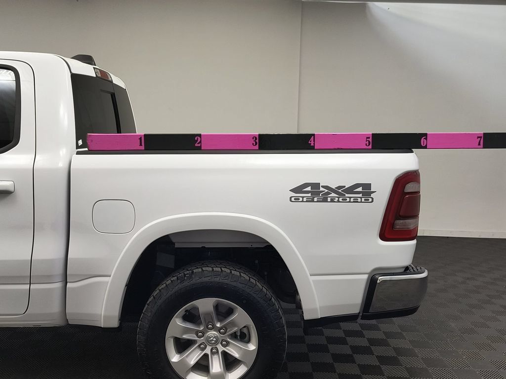 Used 2020 RAM 1500 Laramie w/ Off Road Group AWD/4WD image 26