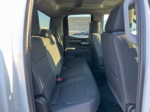 New 2026 GMC Sierra 1500 Elevation image 12