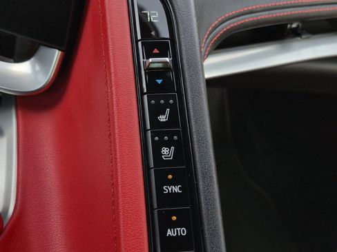 Used 2023 Chevrolet Corvette Stingray Preferred Cpe w/ 2LT image 23