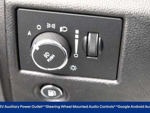 Used 2020 Jeep Grand Cherokee Altitude image 16