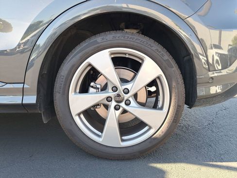 Used 2025 Audi Q5 Prestige image 7