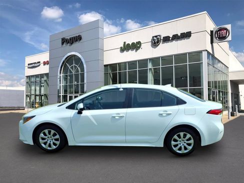 Used 2024 Toyota Corolla LE FWD image 6