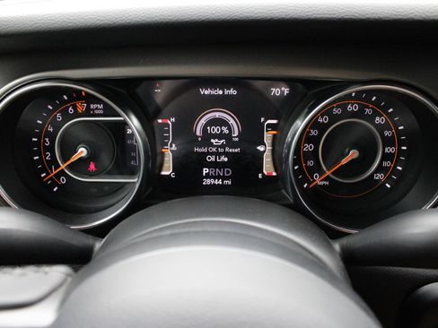 Used 2022 Jeep Wrangler Unlimited Sport AWD/4WD image 31