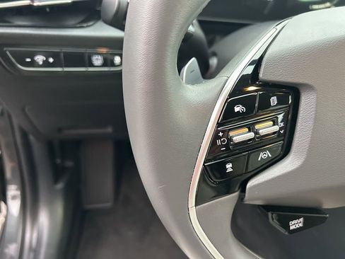 Used 2023 Kia Niro EX image 17