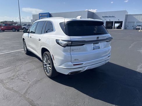 Used 2025 Buick Enclave Avenir w/ Super Cruise Package AWD/4WD image 5