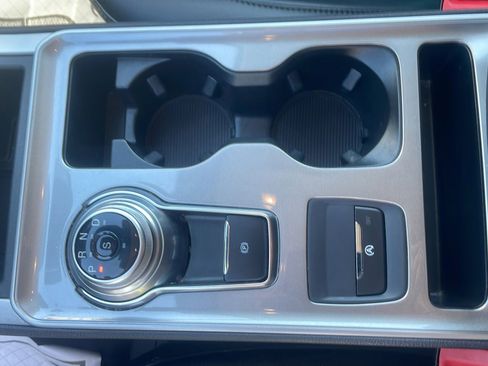 Used 2024 Ford Edge SEL w/ Convenience Package AWD/4WD image 24