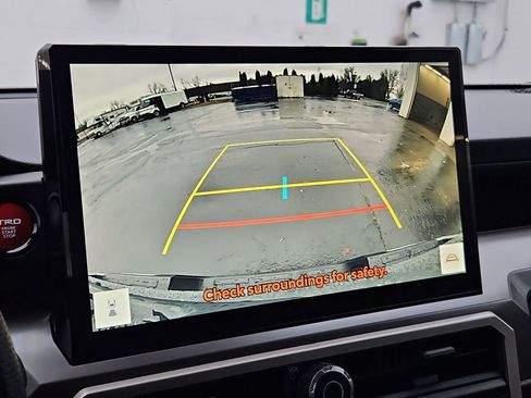 Used 2024 Toyota Tacoma TRD Off-Road image 19