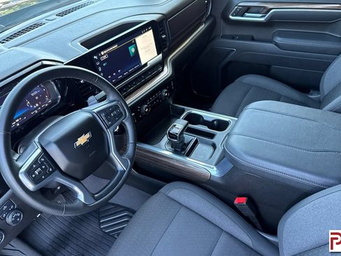 Certified 2025 Chevrolet Silverado 1500 LT AWD/4WD image 10