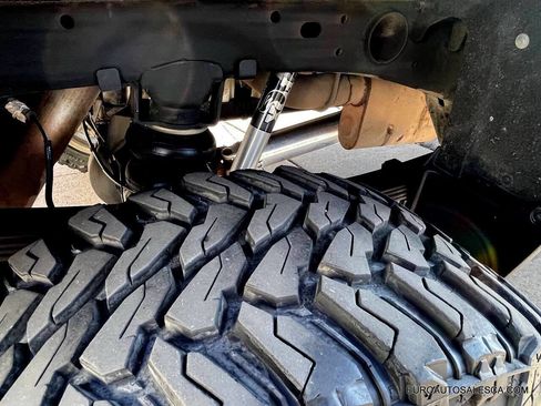 Used 2015 Chevrolet Silverado 2500 LT w/ Z71 Package, Off-Road image 10