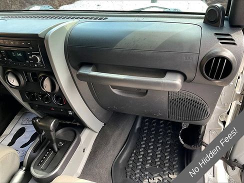 Used 2009 Jeep Wrangler X AWD/4WD image 14