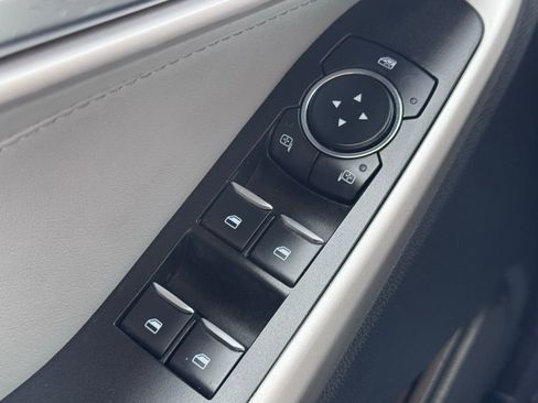 Certified 2022 Ford Explorer XLT w/ Equipment Group 202A image 32