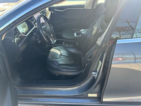 Used 2013 Tesla Model S Signature image 11