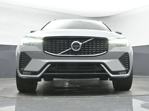 Used 2024 Volvo XC60 B5 Ultimate w/ Protection Package Premier AWD/4WD image 12