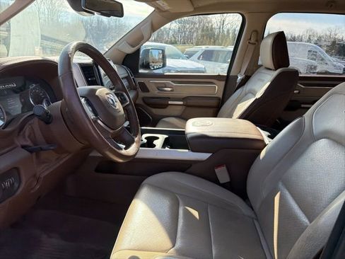 Used 2019 RAM 1500 Laramie image 11