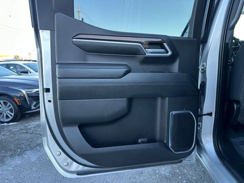 Used 2022 Chevrolet Silverado 1500 LT image 22