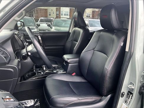 Used 2023 Toyota 4Runner TRD Off-Road Premium image 24