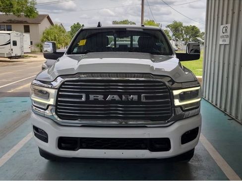 Used 2023 RAM 2500 Laramie AWD/4WD image 9
