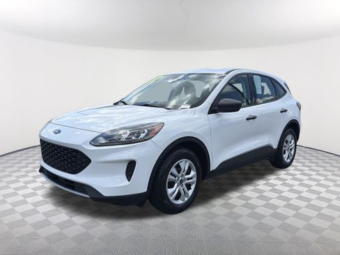 Used 2022 Ford Escape S FWD image 3