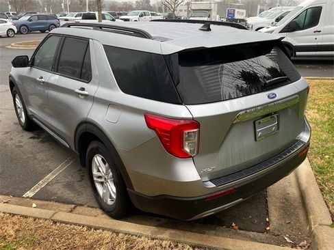 Used 2023 Ford Explorer XLT w/ Equipment Group 202A image 31