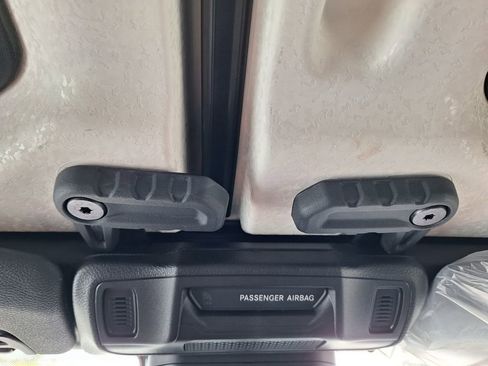 Used 2024 Jeep Wrangler Unlimited Sport AWD/4WD image 18