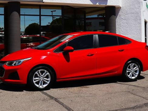 Used 2019 Chevrolet Cruze LS w/ LS Convenience Package FWD image 7