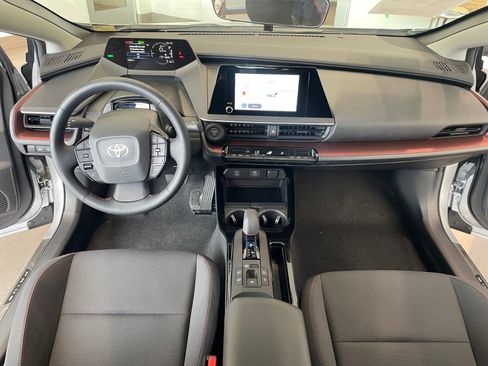 Certified 2026 Toyota Prius Plug-In Hybrid FWD image 20