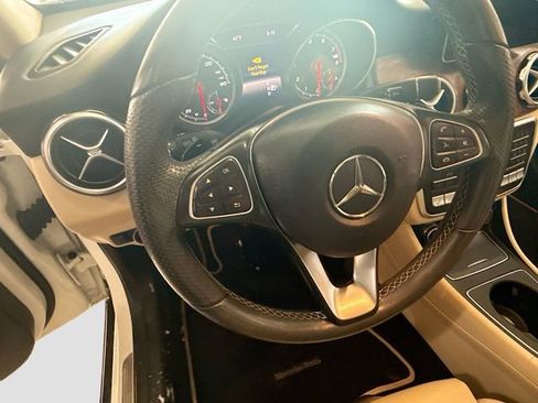 Used 2020 Mercedes-Benz GLA 250 GLA 250 image 12