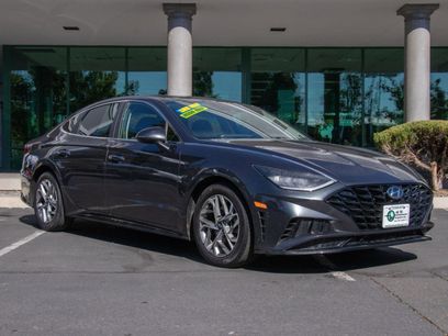 Used 2020 Hyundai Sonata SEL w/ Convenience + Sunroof Package