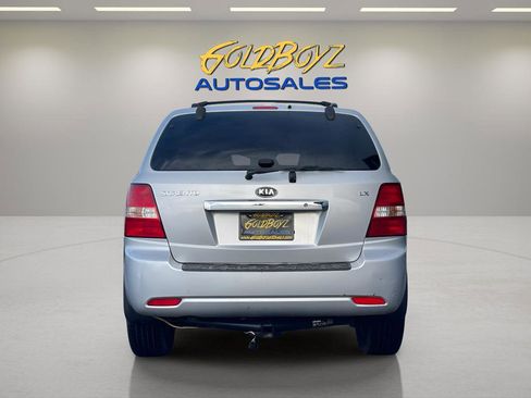 Used 2007 Kia Sorento LX w/ Sport Pkg image 5