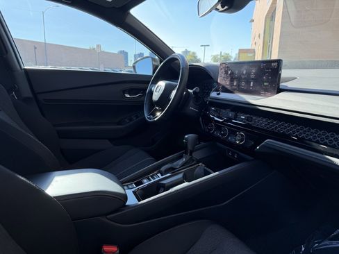 Used 2024 Honda Accord Sport image 36