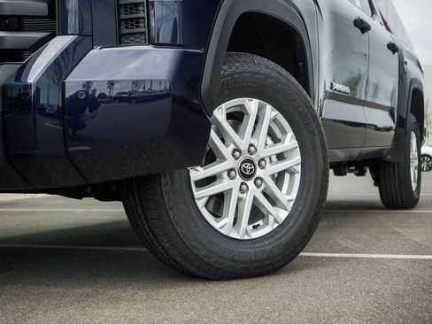 New 2026 Toyota Tundra SR5 AWD/4WD image 6