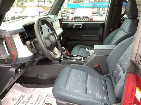 New 2025 Ford Bronco Heritage Edition image 10