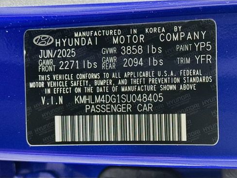 Certified 2025 Hyundai Elantra Sport FWD image 16