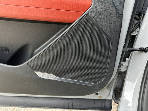 Used 2025 Kia Sportage SX FWD image 28