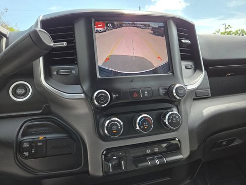 Used 2024 RAM 3500 Big Horn AWD/4WD image 30