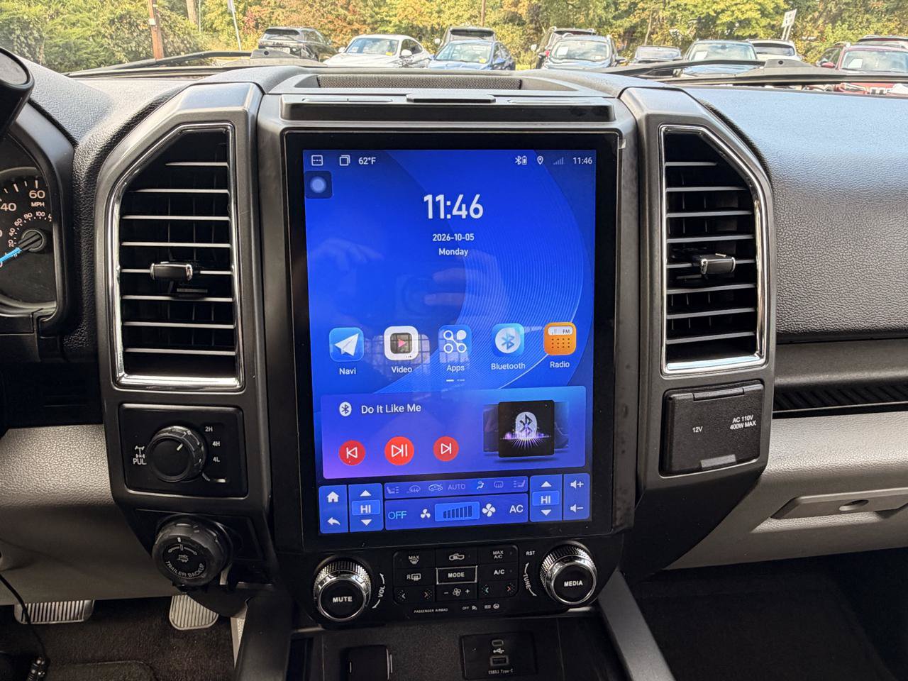 Used 2016 Ford F150 XLT w/ Equipment Group 302A Luxury AWD/4WD image 32
